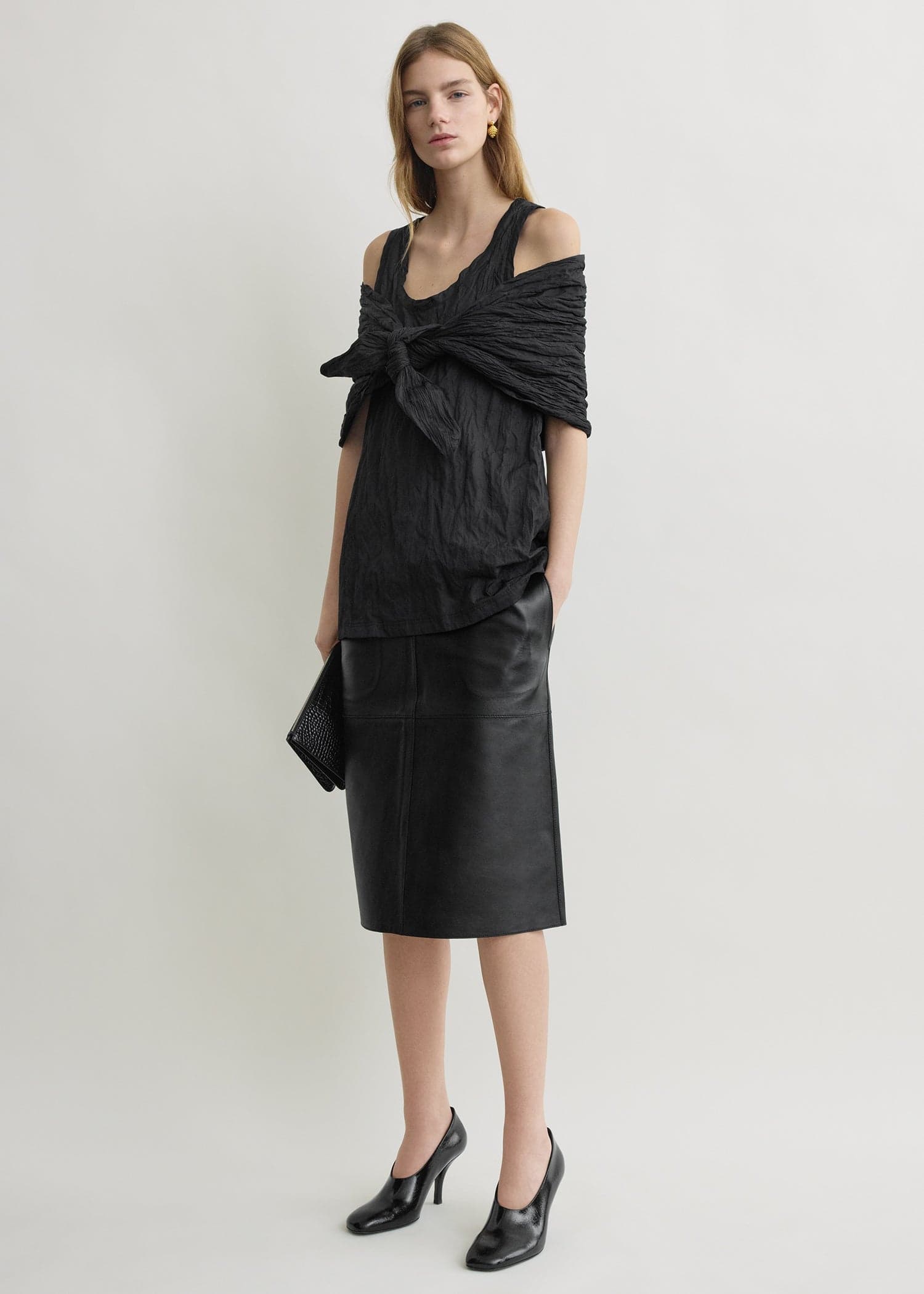 Crinkled cotton tank black