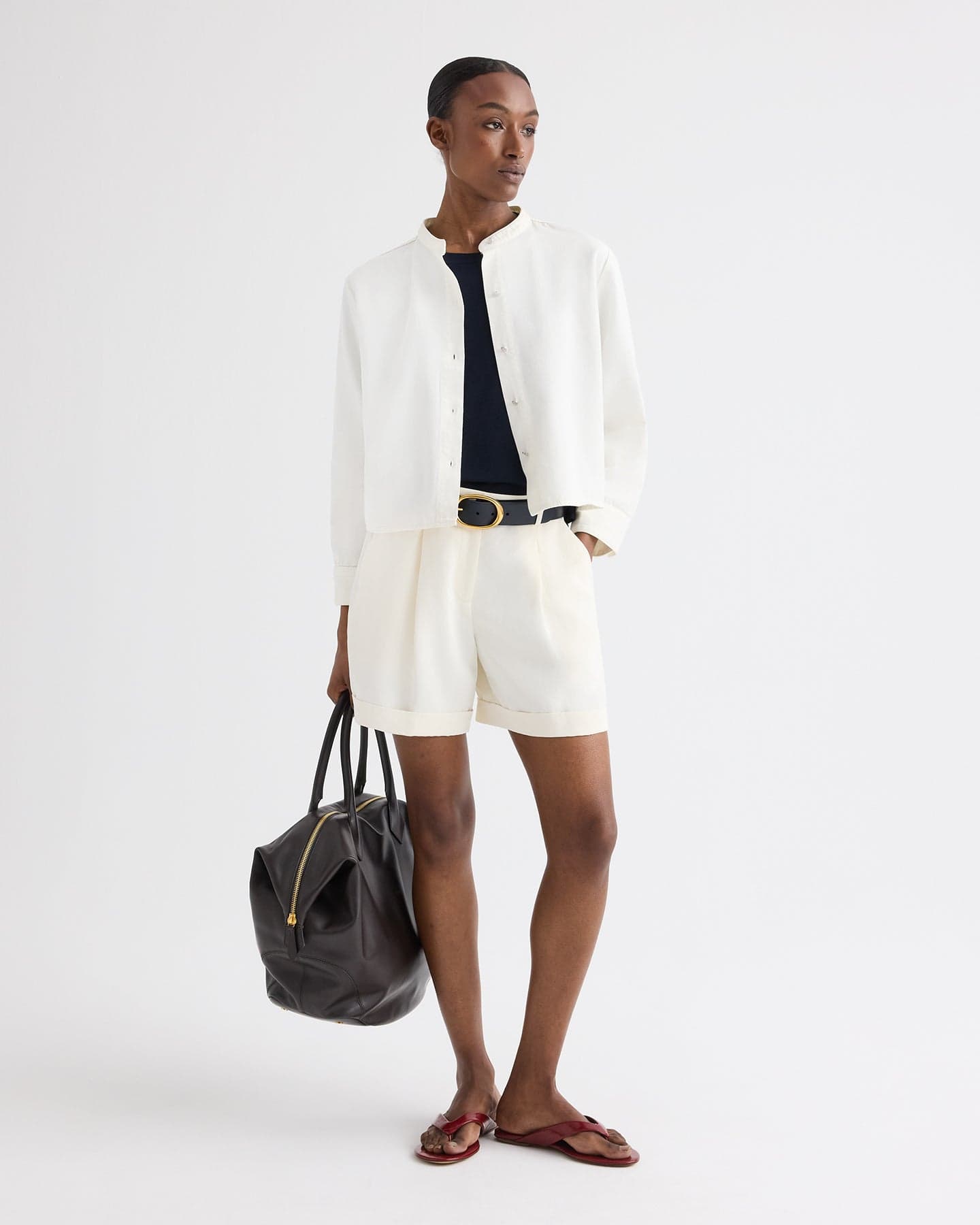 Cisco Short in Coated Viscose Linen