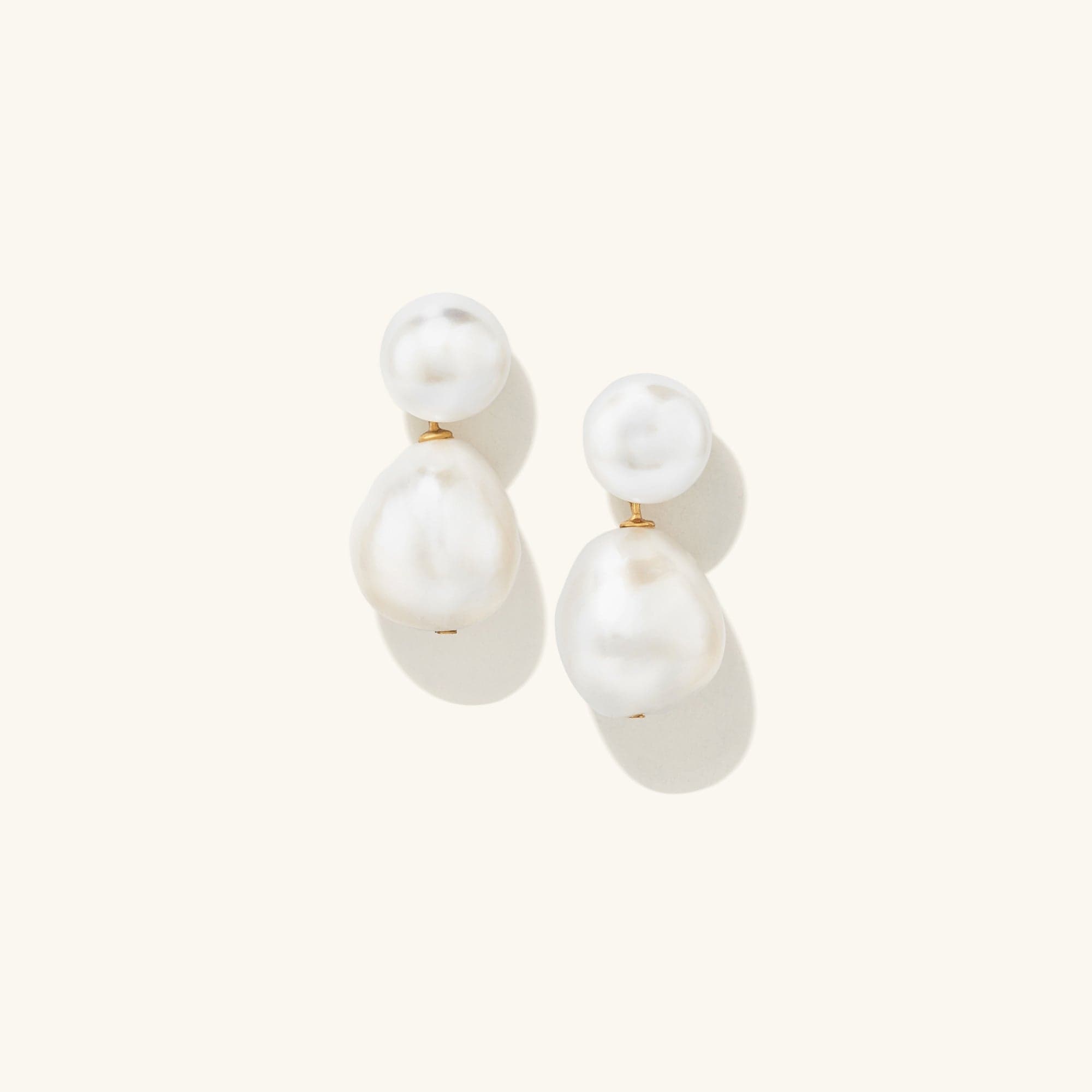 Bold Pearl Drop Earrings Derisk