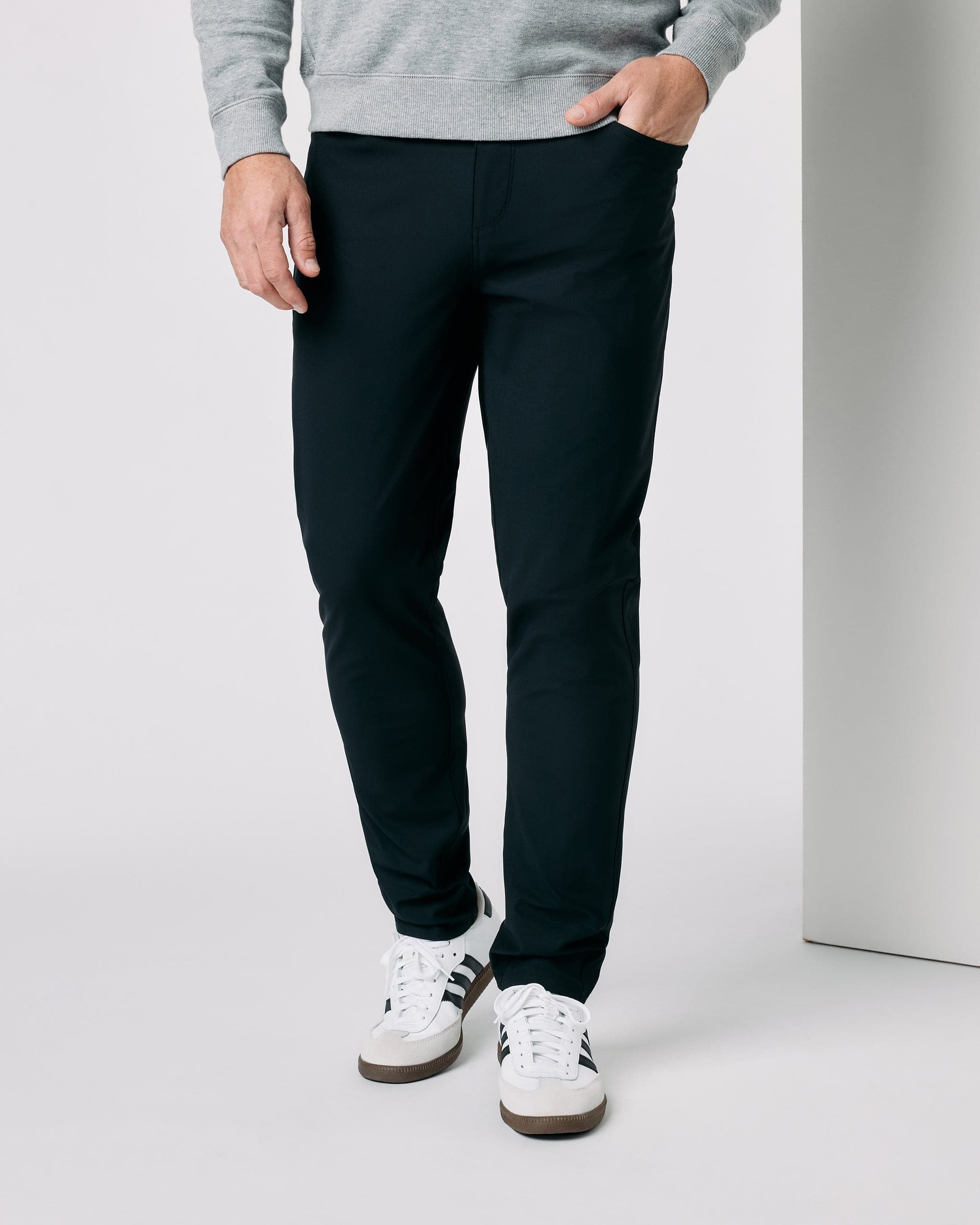 Vuori Meta™ Pant Athletic Slim Fit 32" | Black