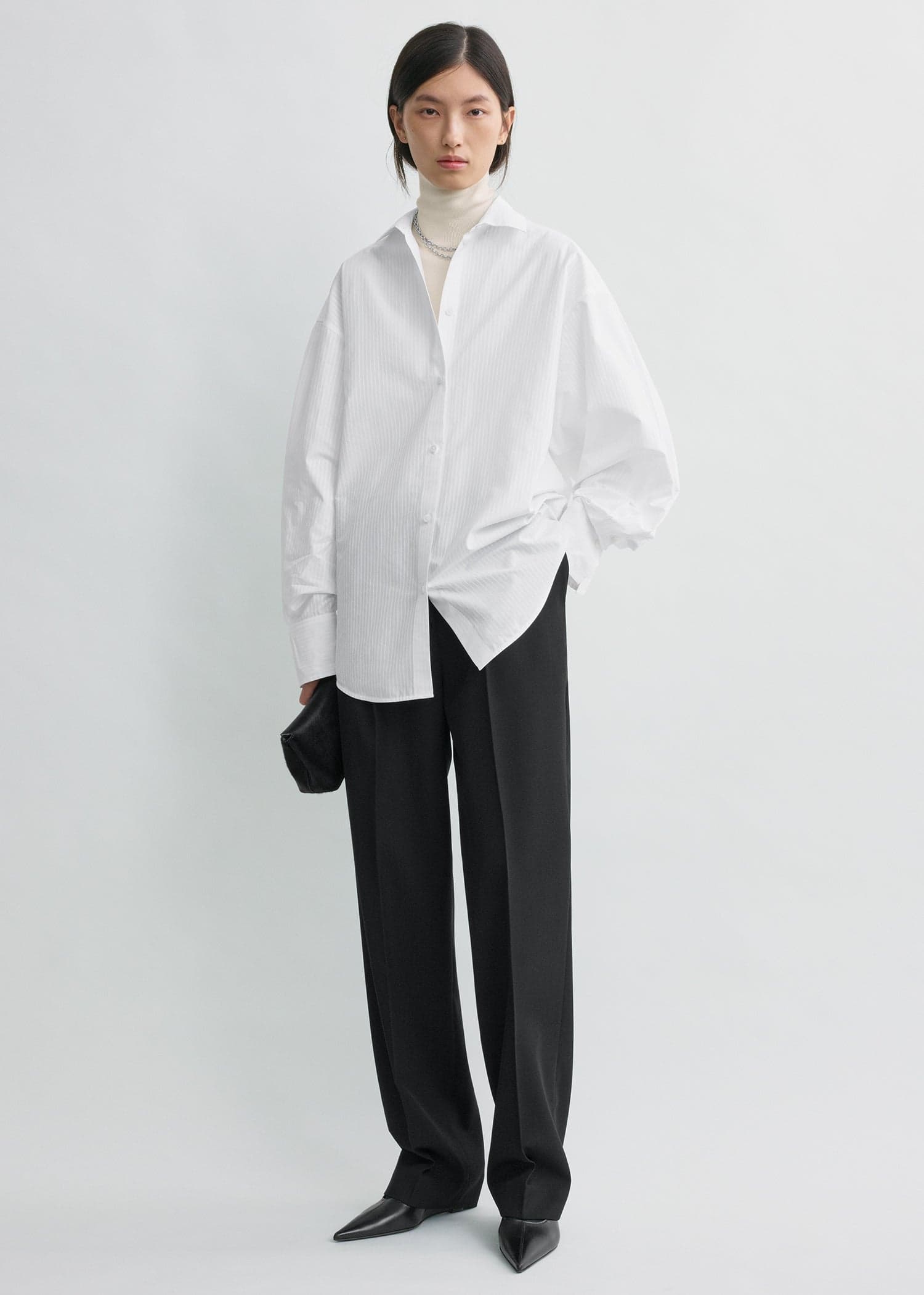Oversized striped shirt white