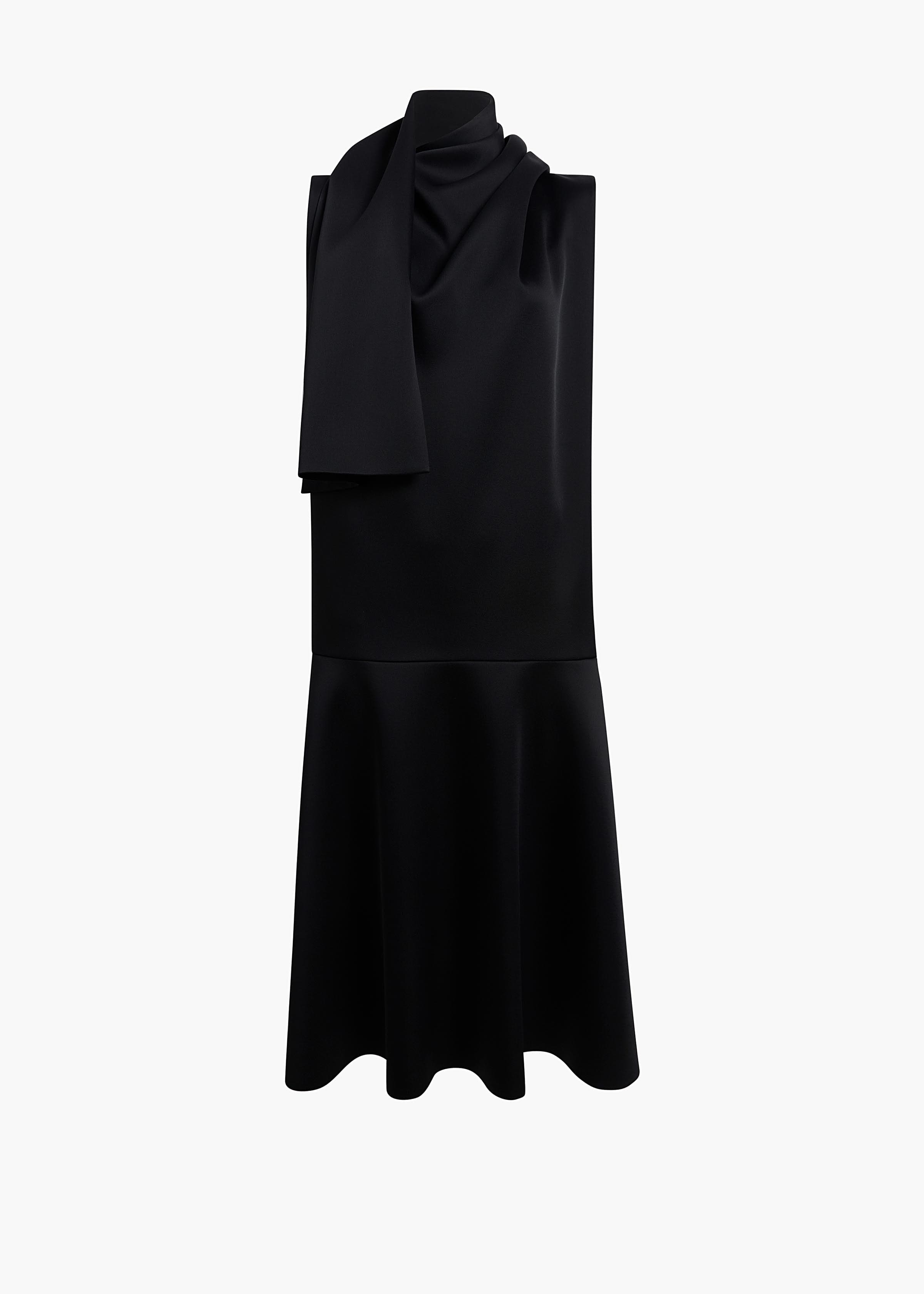 Loell Dress in Black