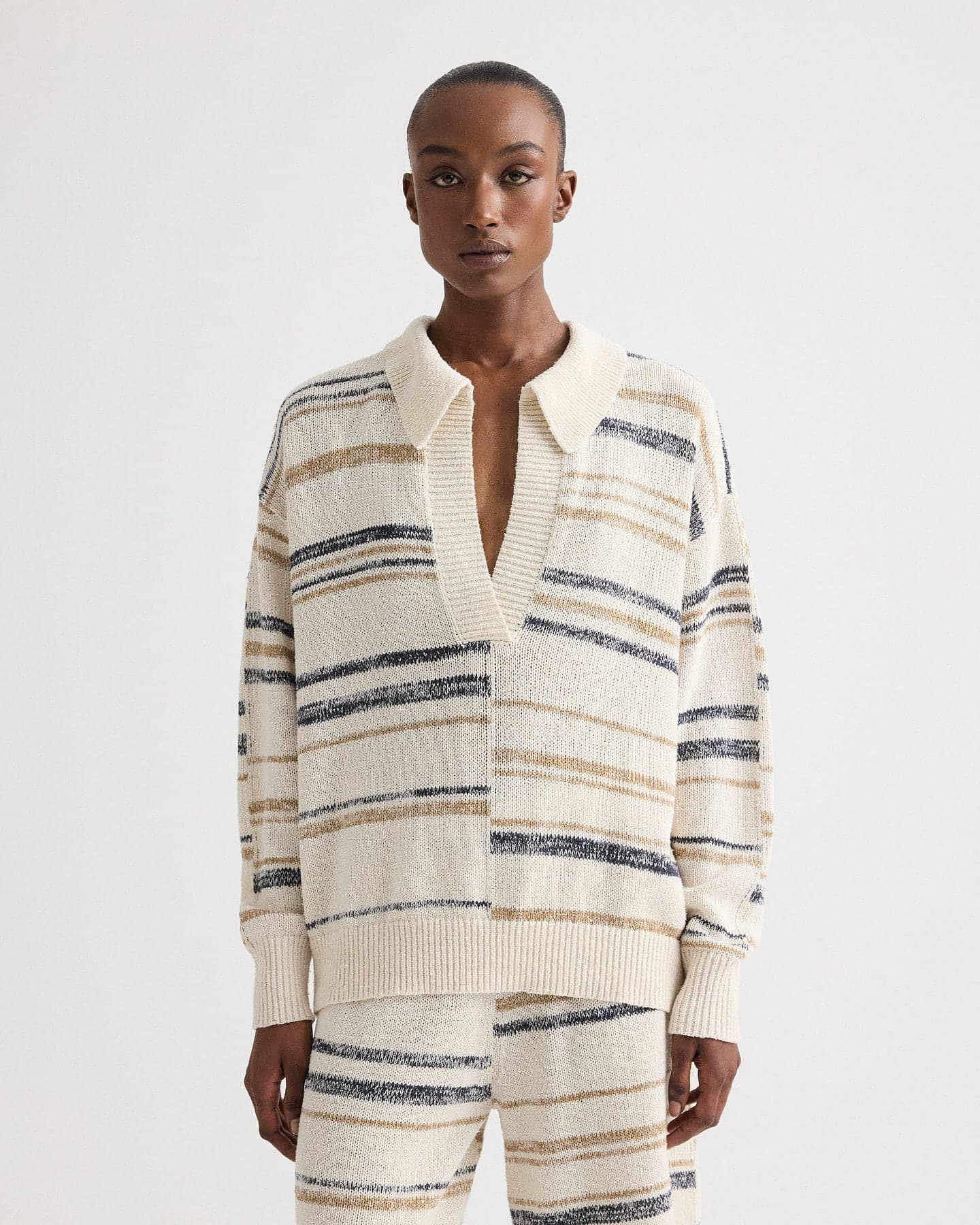 V Neck Long Sleeve Polo in Linen Silk Yarn