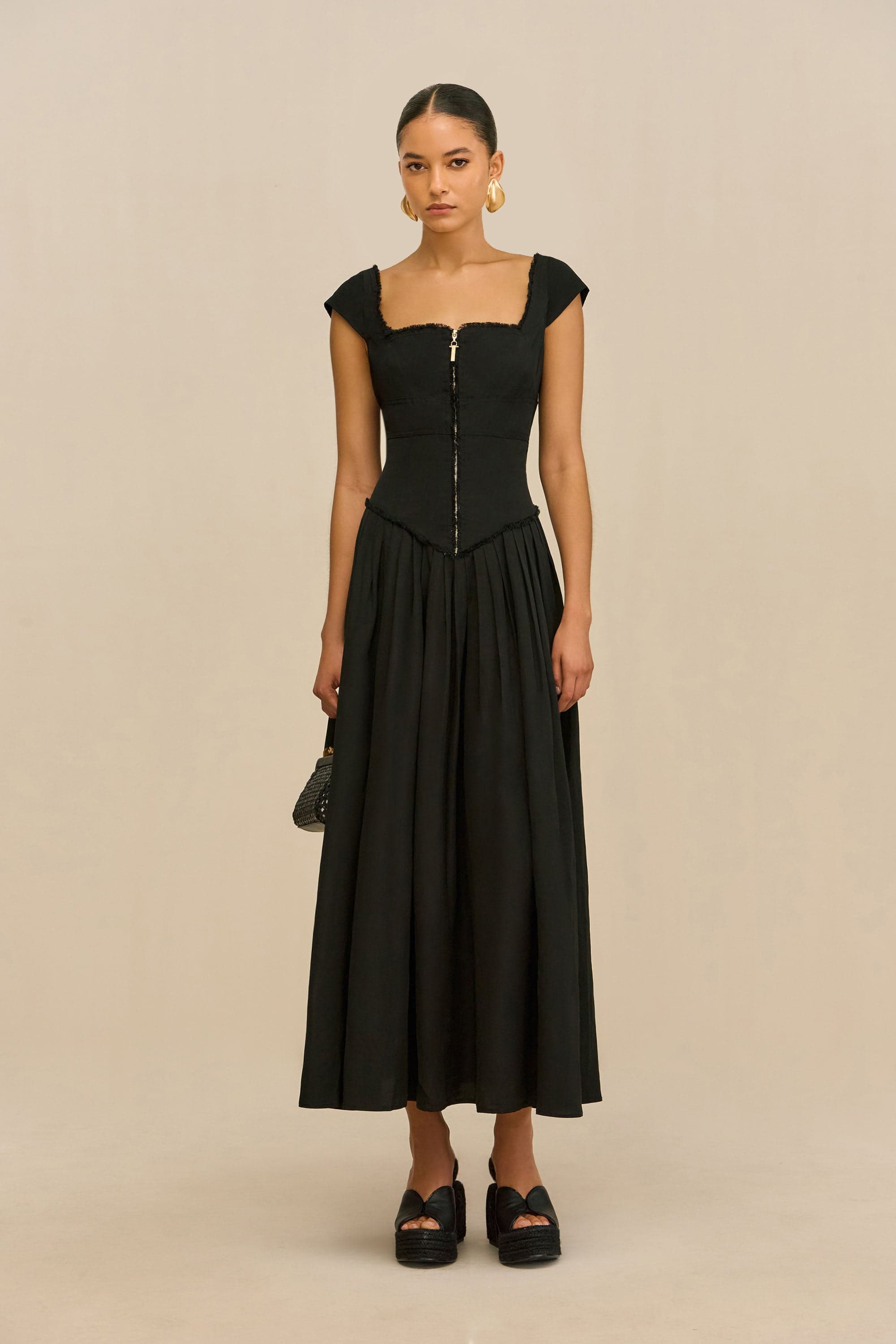 SOLSTICE DRESS - BLACK