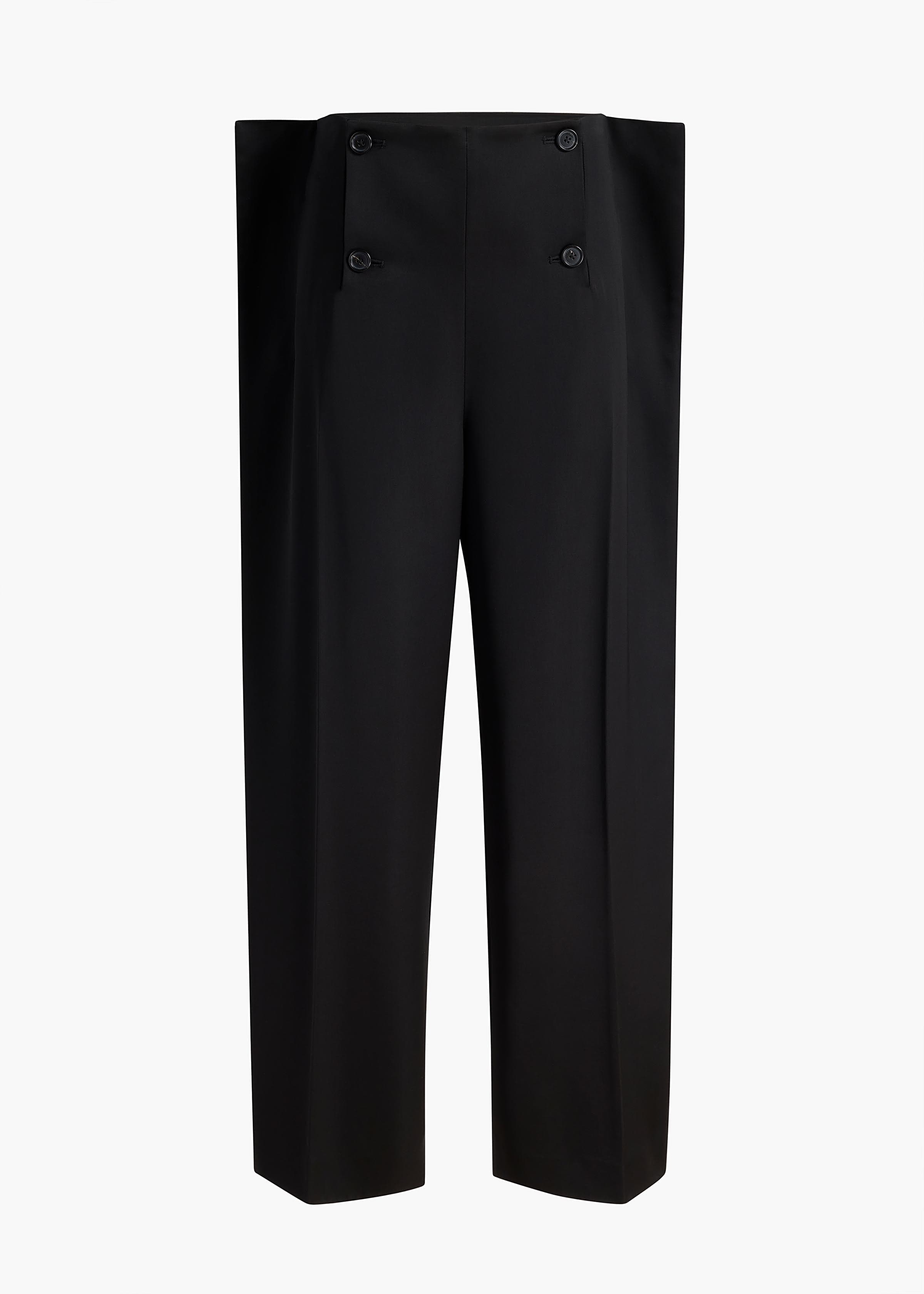 Ila Pant in Black
