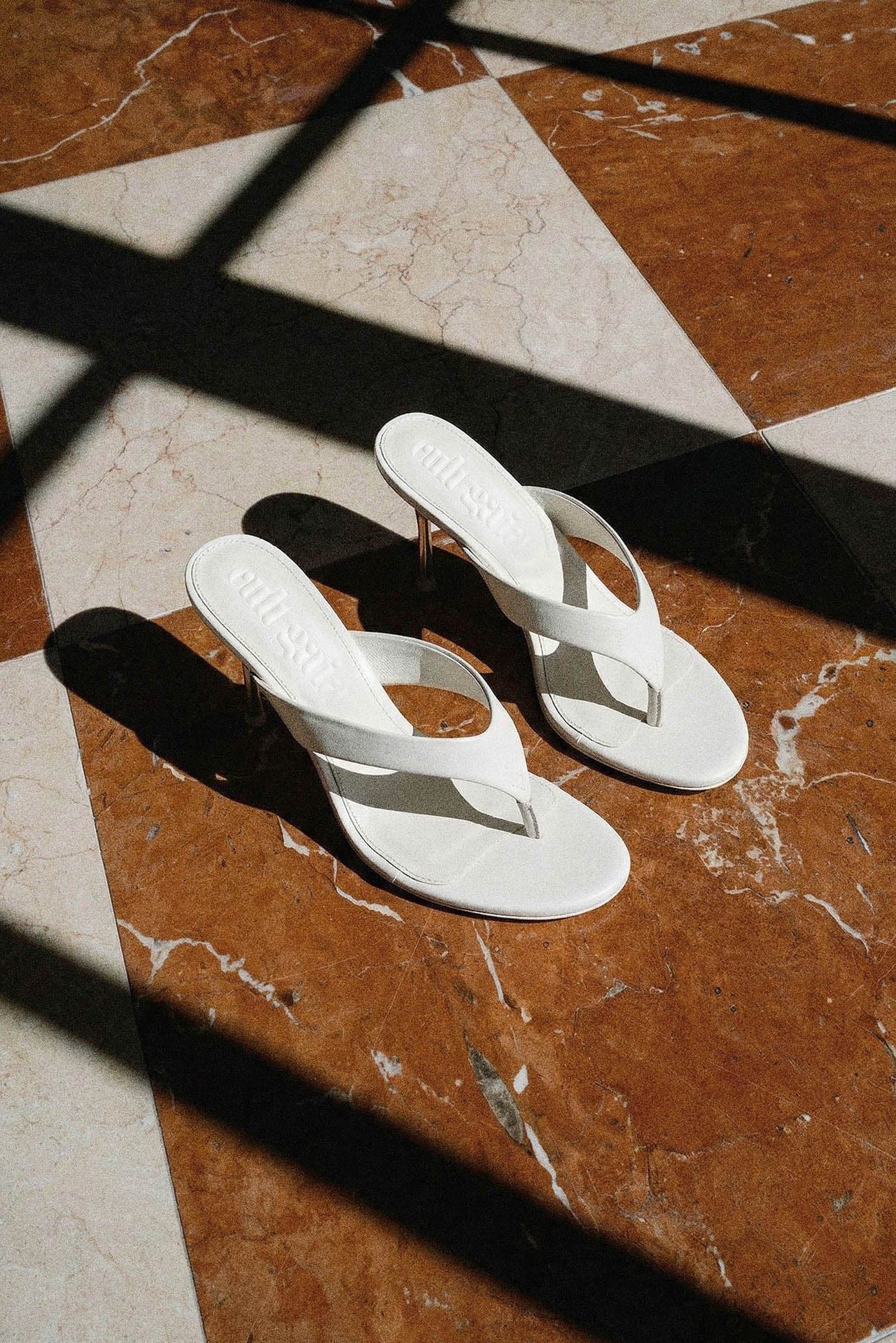 STELLA SANDAL - ANTIQUE WHITE