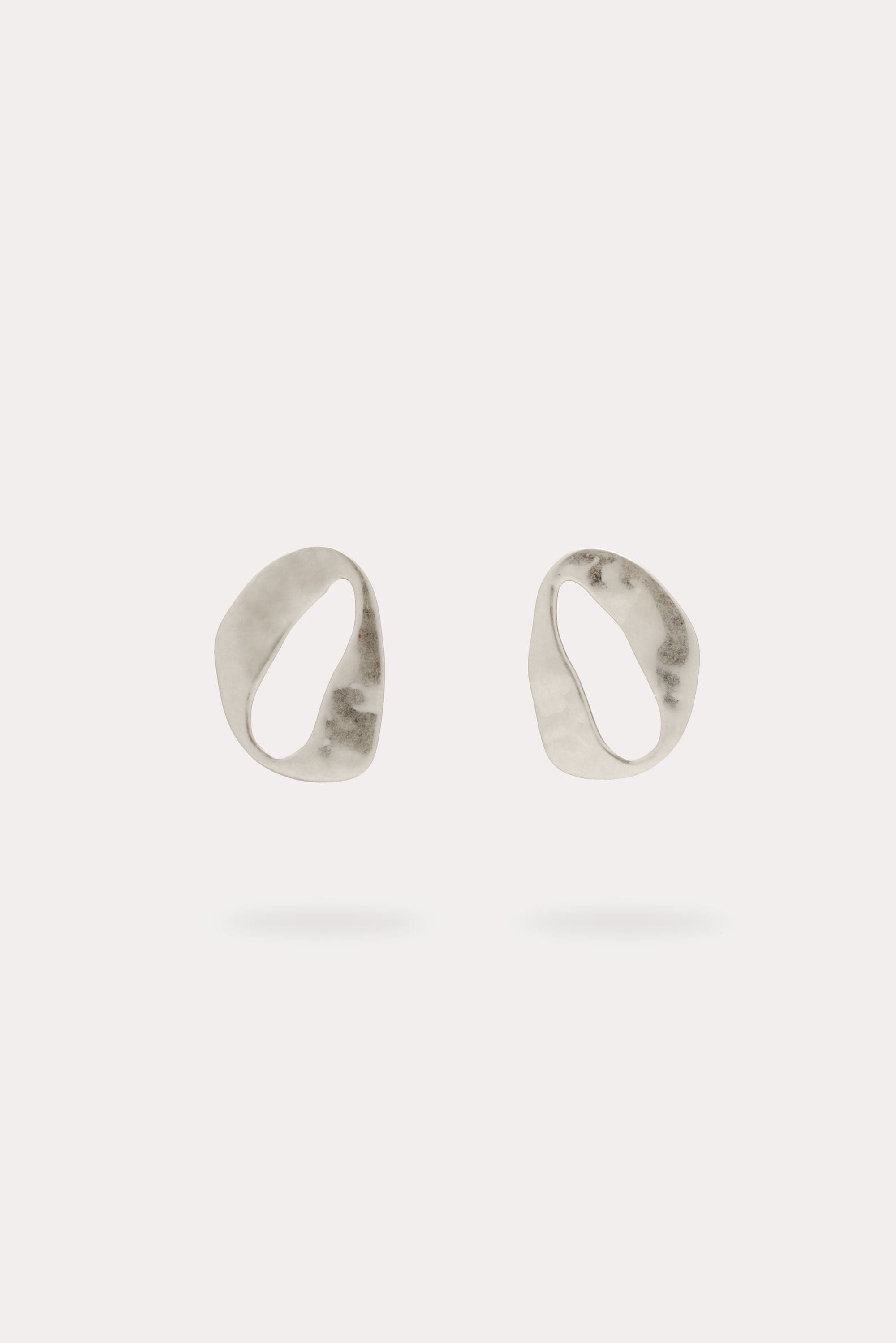 RUE MINI EARRING - ANTIQUE SILVER
