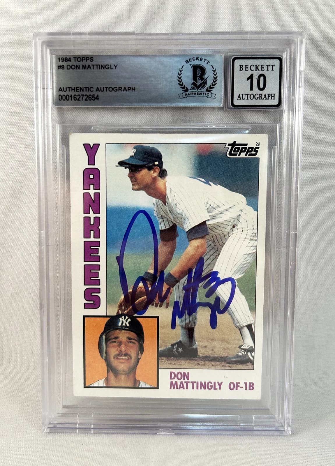 Don Mattingly Signed Rookie Card 1984 Topps #8 Yankees Beckett BAS COA
