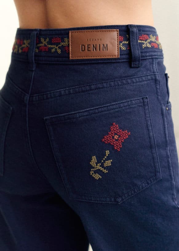 Le Crop - Sézane x Lucia Vergara - Marine Blue with Jazmin Embroidery - Organic Cotton - Sézane