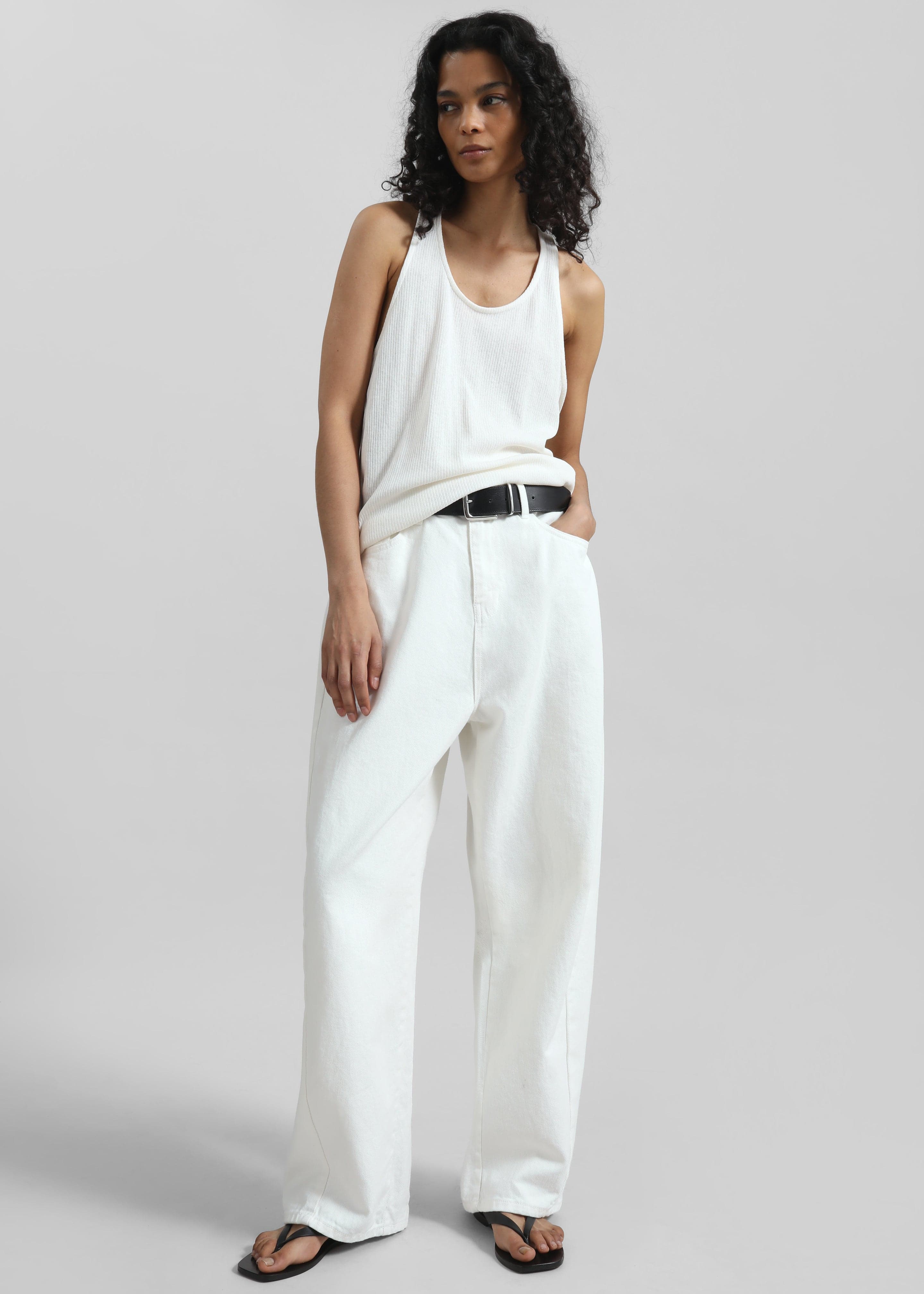 Halgar Frayed Seam Barrel Leg Jeans - White